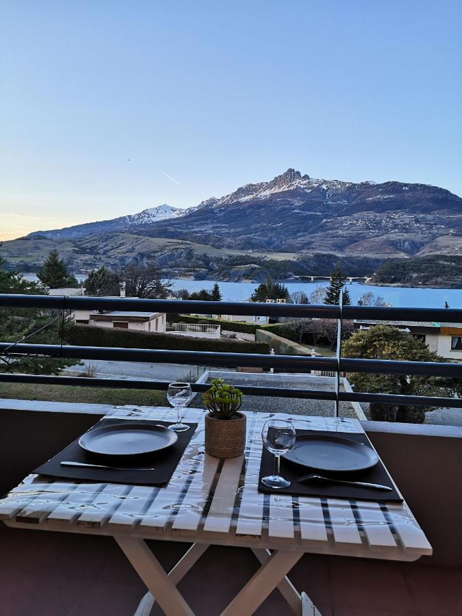 Vue Sur Et Montagne *
